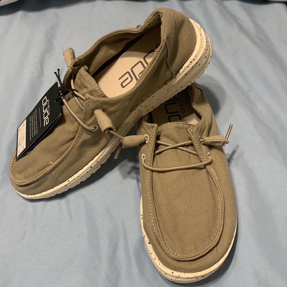 NWT taupe HeyDudes